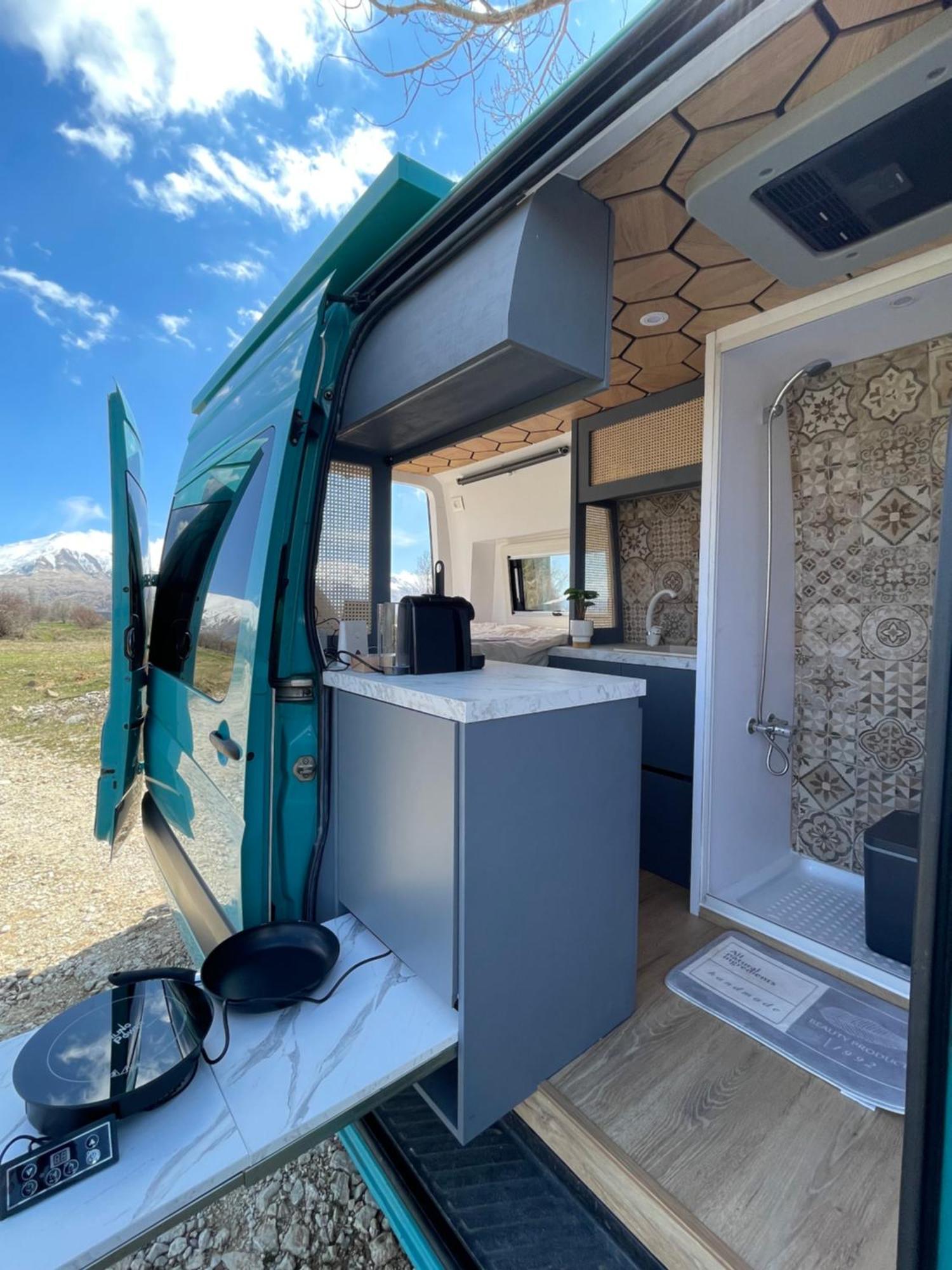 Campeggio Alvanture Premium Camper Tirana